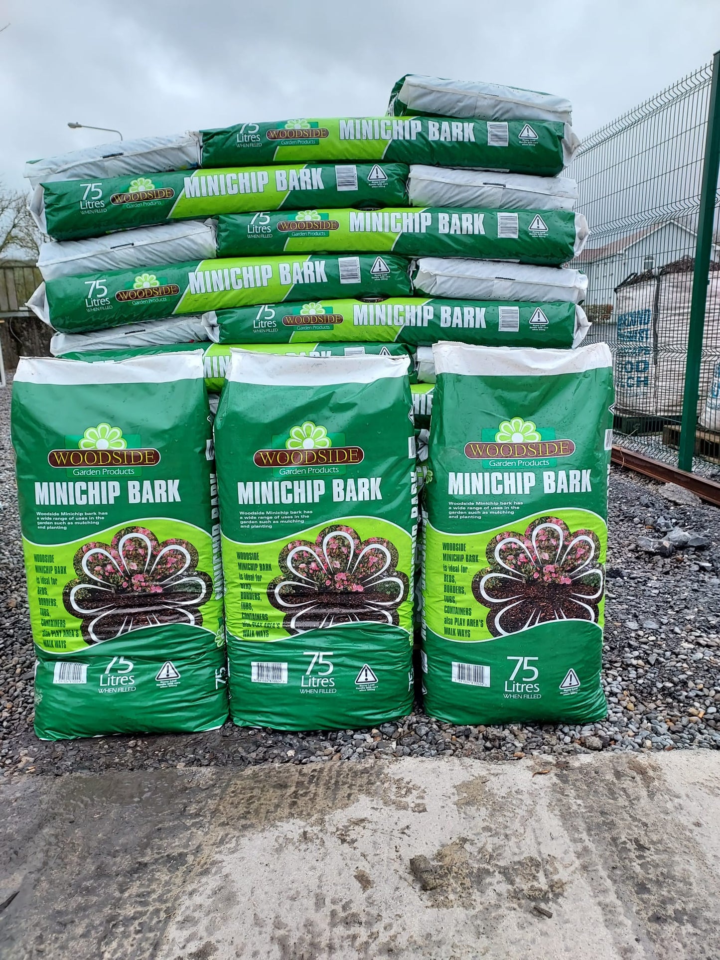 Minichip Bark 75litres 10+bags €8.50 each